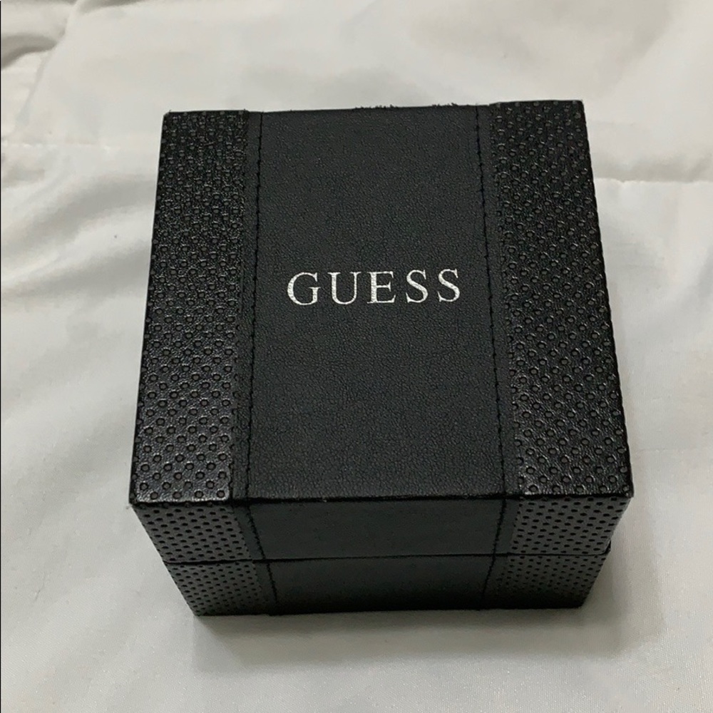 Guess Watch - Picture 2 of 4